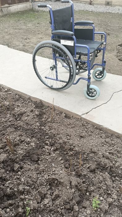 Коляска для инвалидов