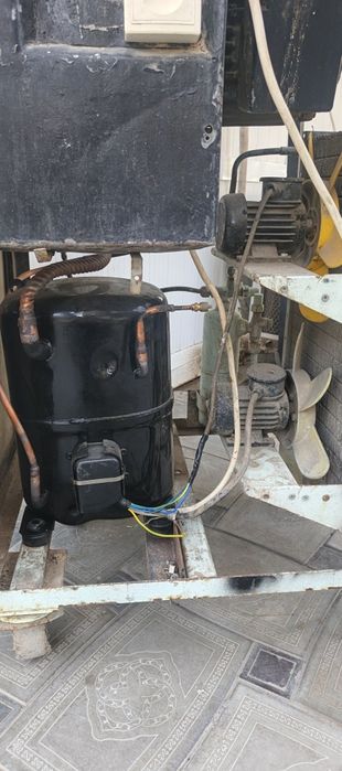 Frezer sotiladi, 380 v