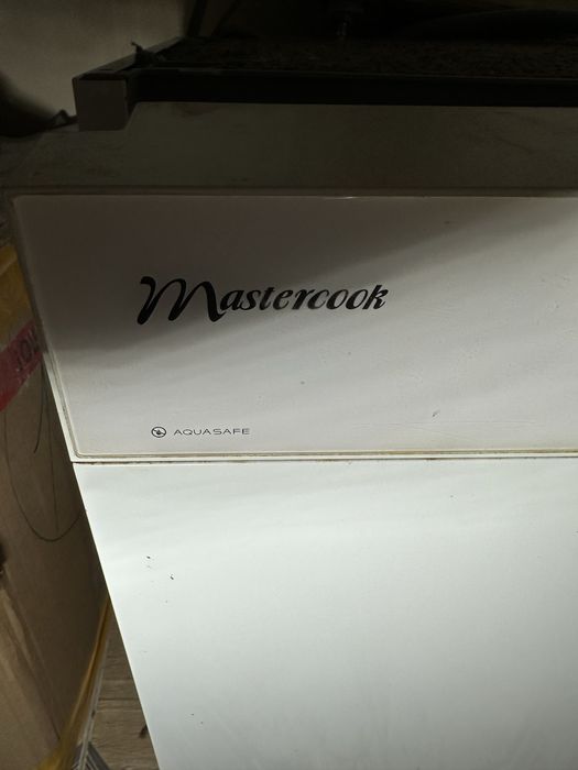 Продам посудомоечную машину
