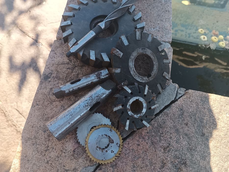 фрезы по металлу в ассортименте