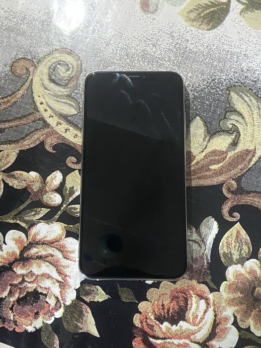 iPhone XS max продам