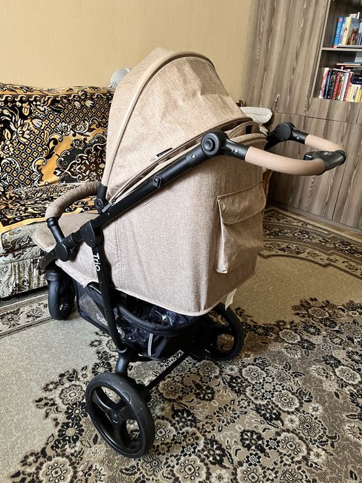 Детская коляска Babyton