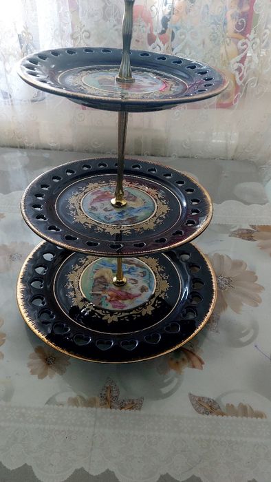 Продается фонтан конфетница Богемия