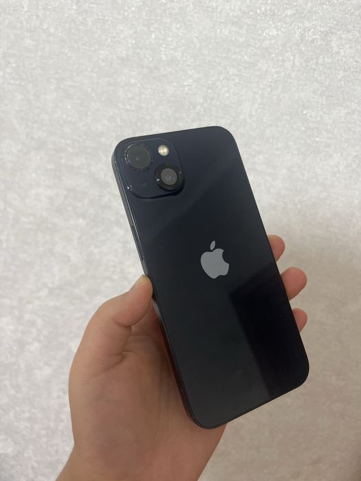 iPhone 13 128 gb отличный