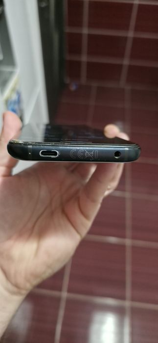 Vând telefon Asus rogphone 6pro