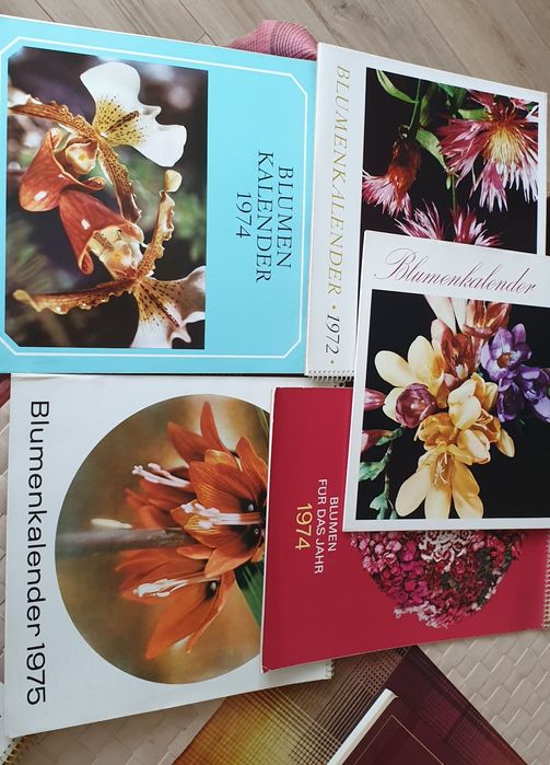 Колекция стари календари