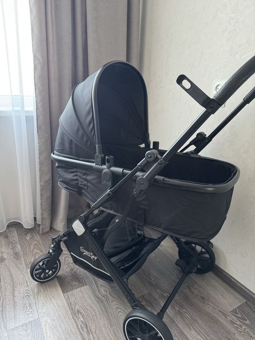 Продам коляску в отличном состояние