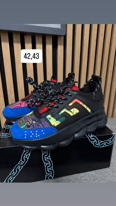 Versace Chain Reaction