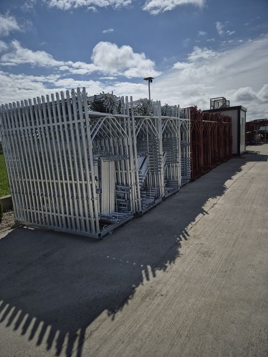 Schela metalica italiana noua