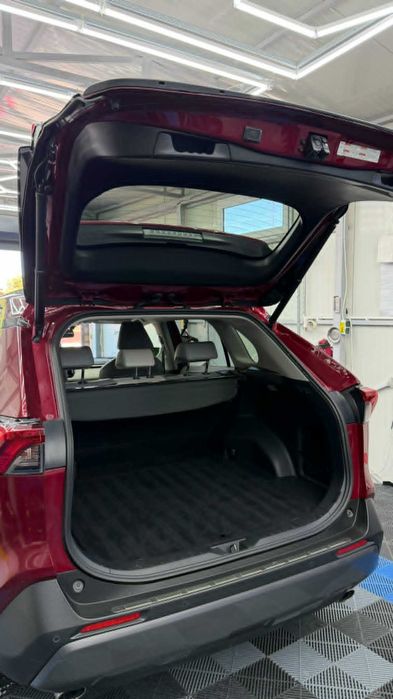 TOYOTA RAV4 2019 LUXURY 96.000KM - 2.5 Hybrid E-Four e-CVT (222 CP)