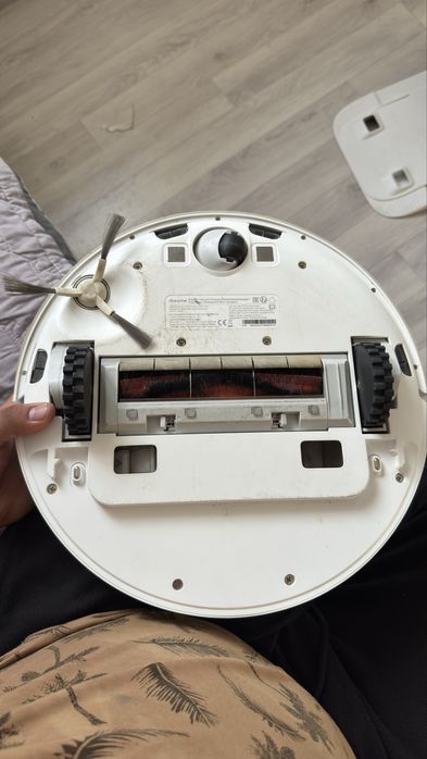 Робот пылесос DREAM