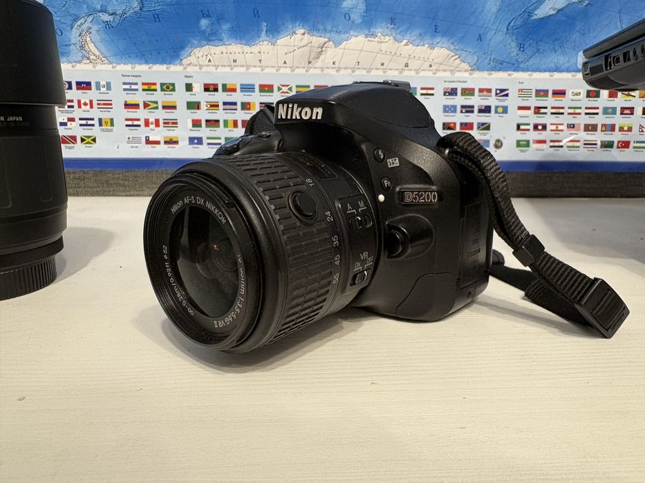Продаю Nikon D5200, с обьективом