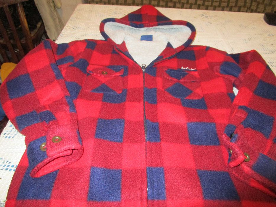 дебело Яке тип риза