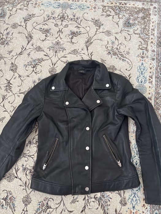 Куртка кожанная продам