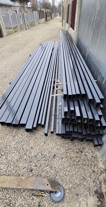 Vand structura metalica se poate oferi si montajul
