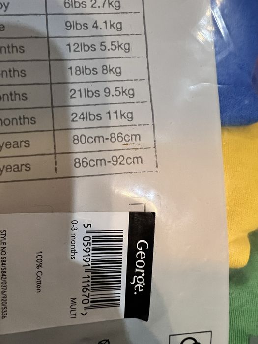 Набор боди от 0 до 3 мес с Англии  и пижама размер 6 мес.