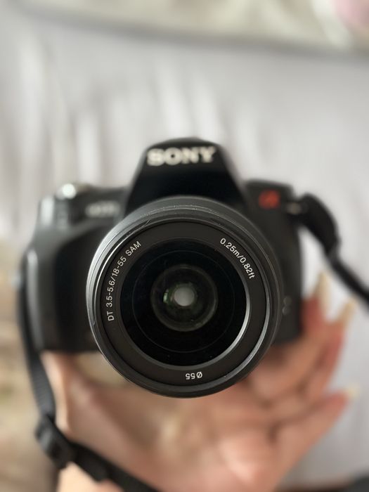 Sony  DSLR-A230