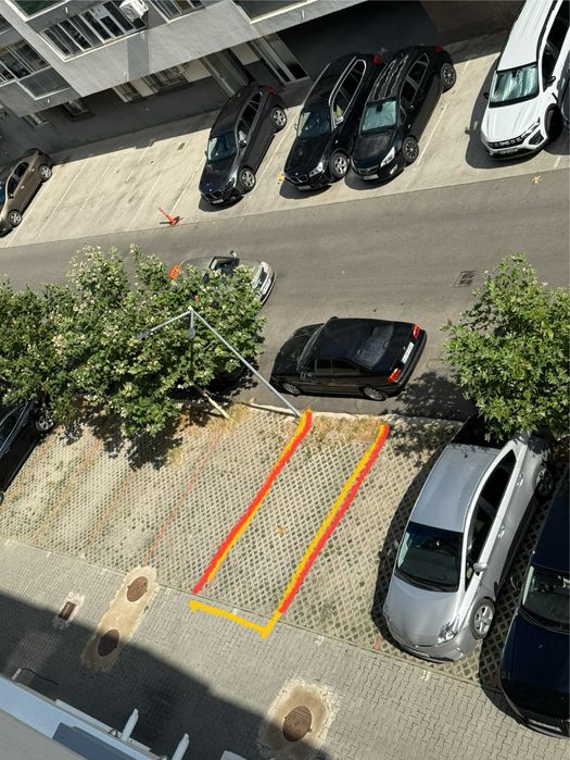 De vanzare loc de parcare exterior