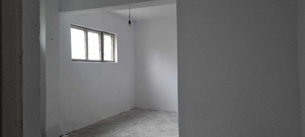 Spatii comerciale  in Nucet  langa Vartop Arieseni, 190, 190,60,80  mp