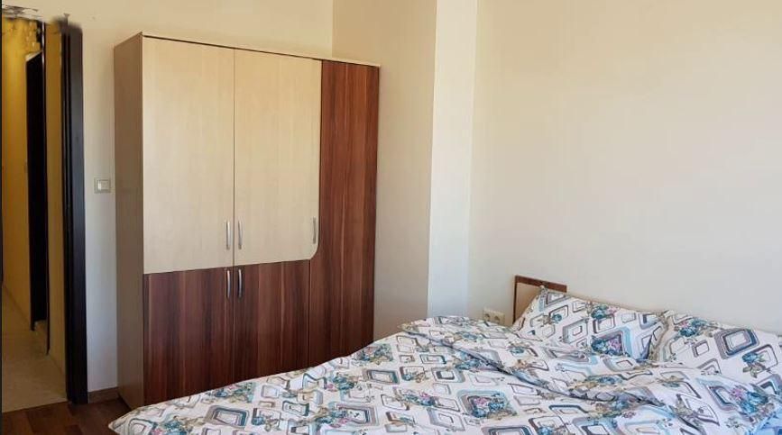 Дава се под наем Тристаен апартамент в Варна, Лятно кино Тракия - 117 кв.м за 900 € - Снимка #6