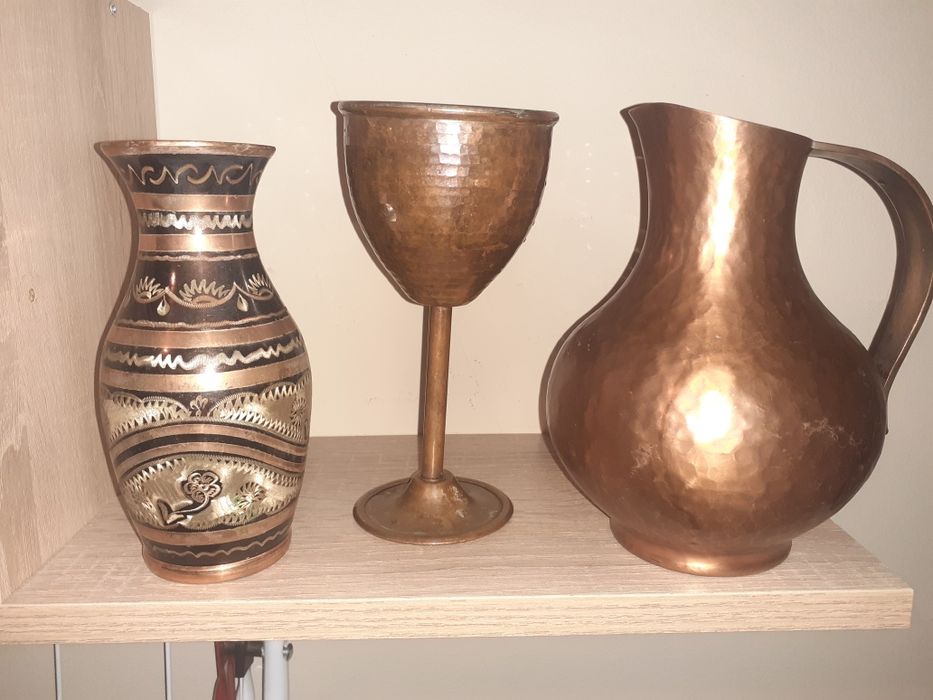 Медни чаши и меден сервиз