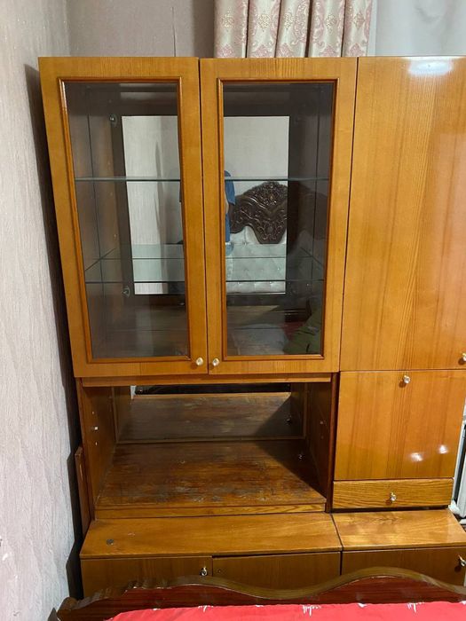 Шкаф в приемлимом состояние