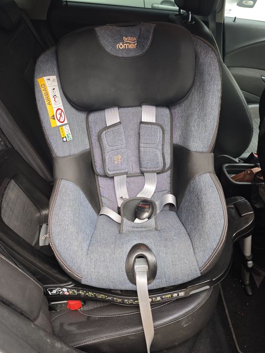 Scaun auto rotativ DUALFIX M Plus Britax Romer, 0-4 ani