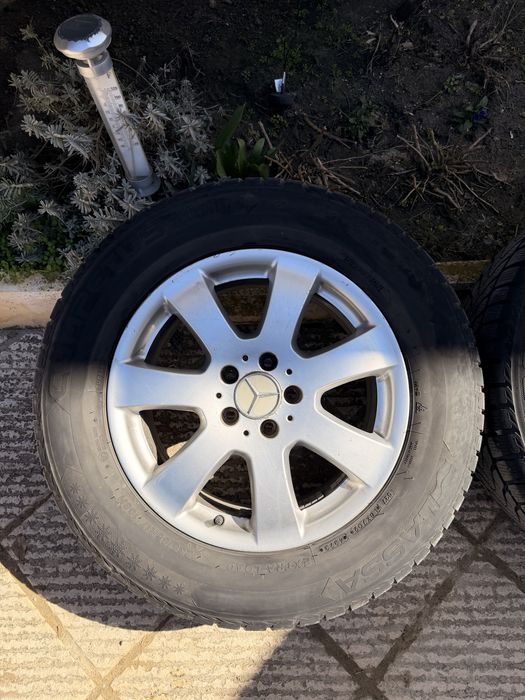 Оригинални джанти Mercedes ML W164 17” + зимни гуми Lassa DOT 4323