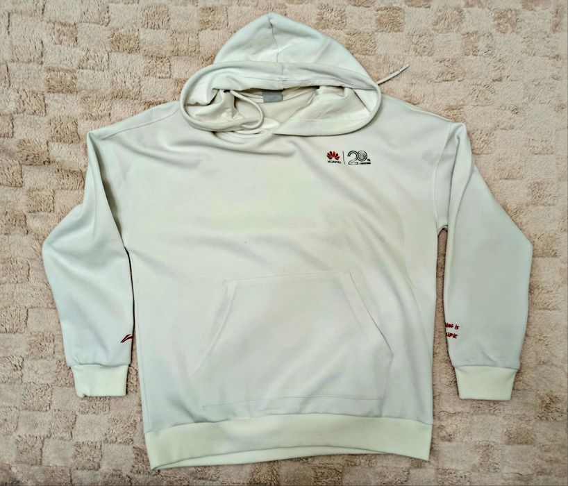 Ветровка молодежная.