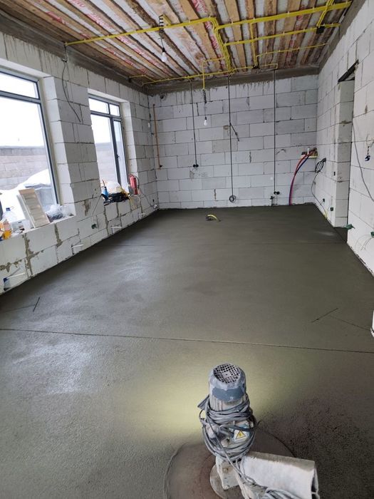 Полусухой стяжка