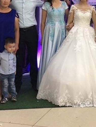 Платье небесного цвета