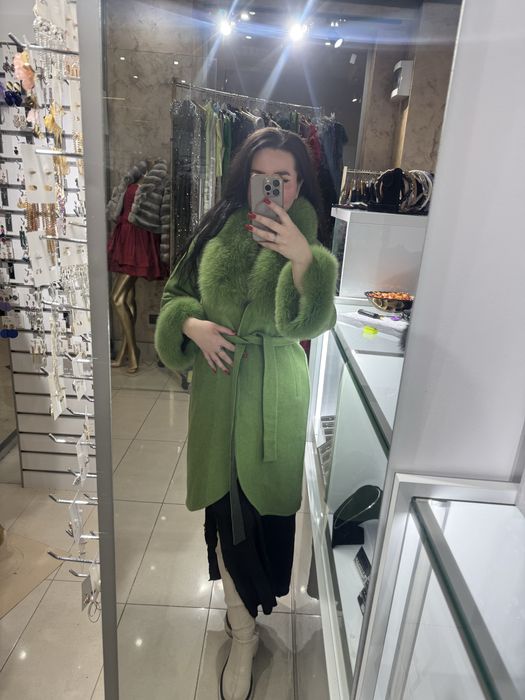 Vand Palton din lana Alpaca cu vulpe 799 lei