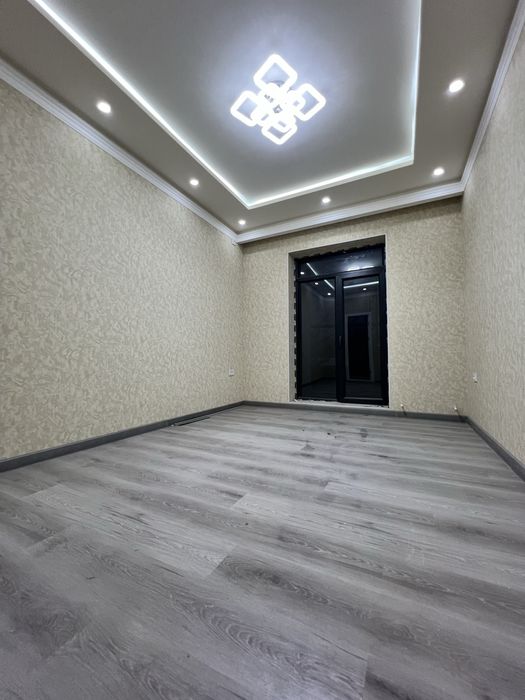 Продам дом Янгихает район удица чартак 3 уровня 240 квадратов