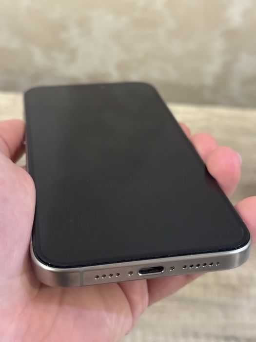 Iphone 15 Pro Max / Перфектен / Без забележка /