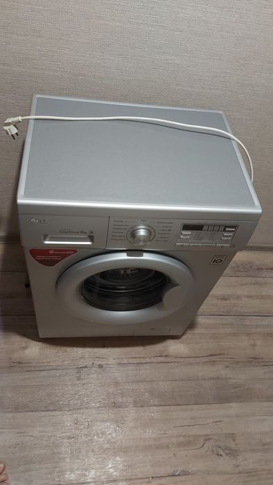 Продам стиральную машинку L.G