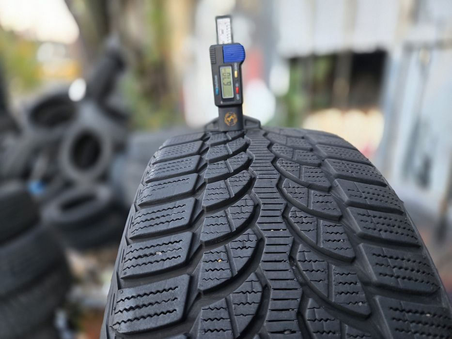 2бр. 215 40 17 Bridgstone зимни.