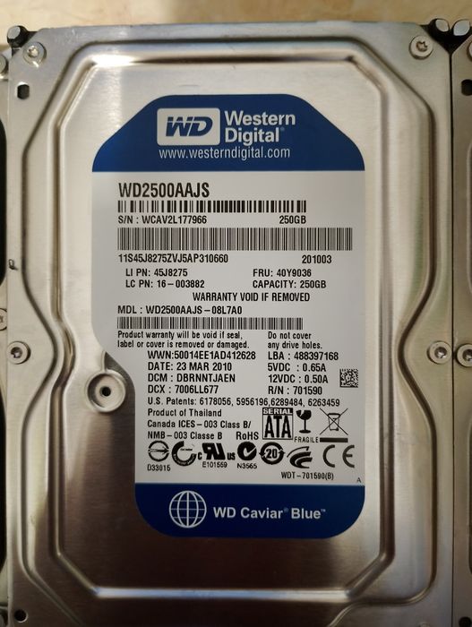 продавам хард дискове  за настолен компютър