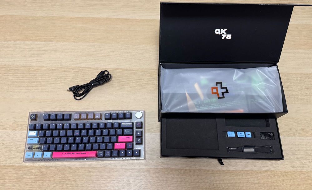 Tastatura Qwertykey 75