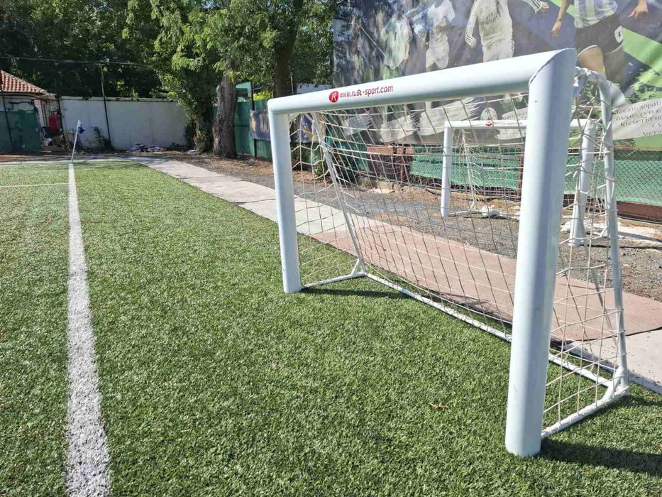 Мини-футболни врати