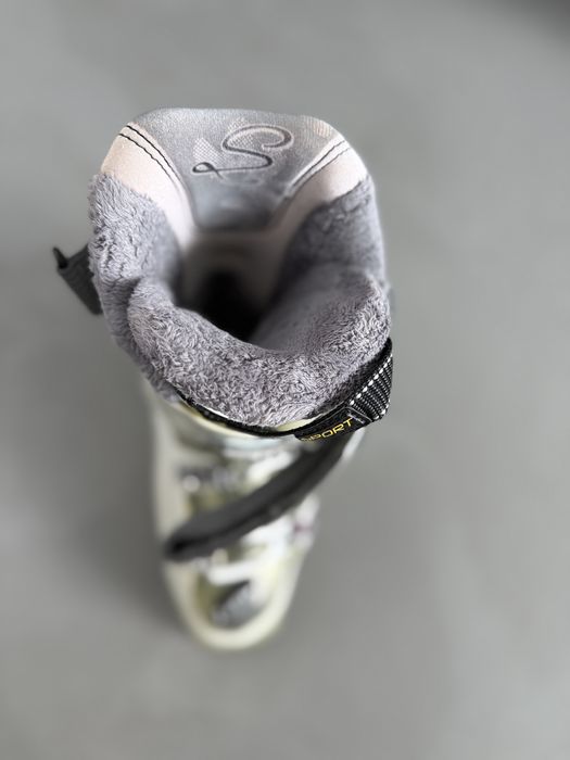 Clapari dama Salomon mar 38