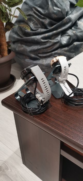 Vand suport+incarcator pentru ceasurri Garmin