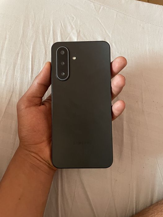 Vand samsung a 17 5G 128gb nou nout