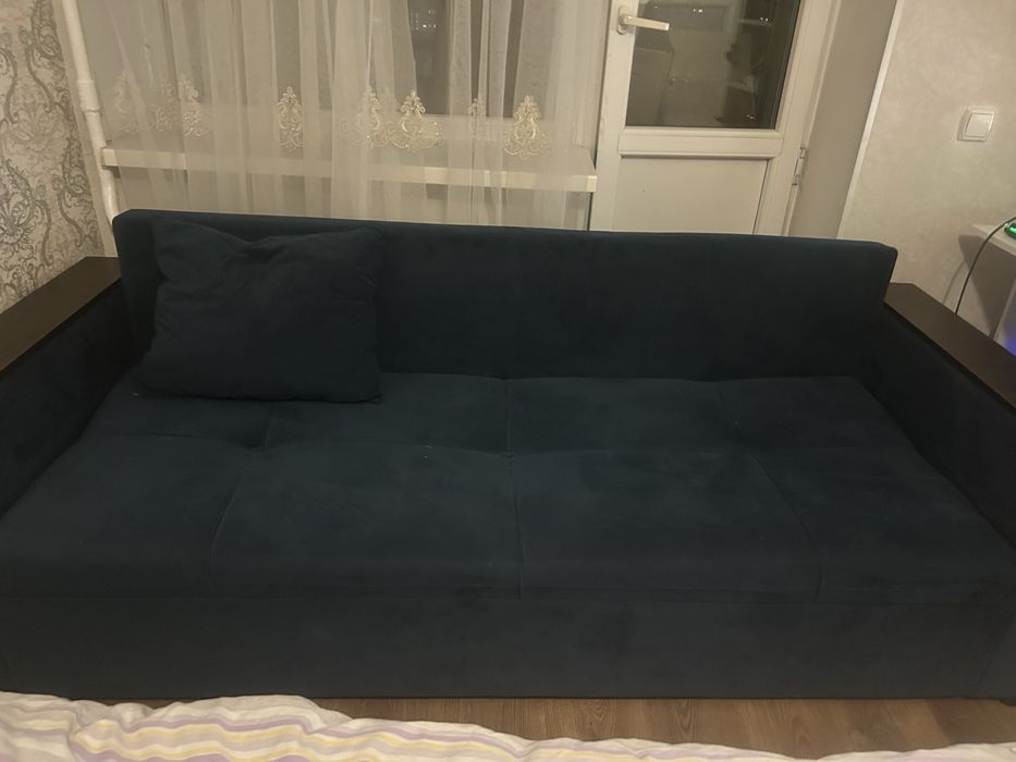Продам диван в хорошем состоянии