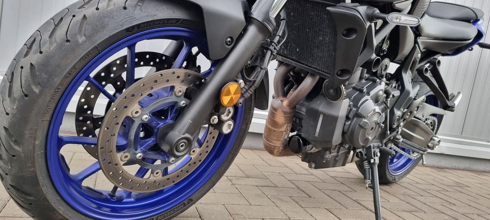 MotoFly vinde Yamaha MT07 2023 A2 Akrapovic