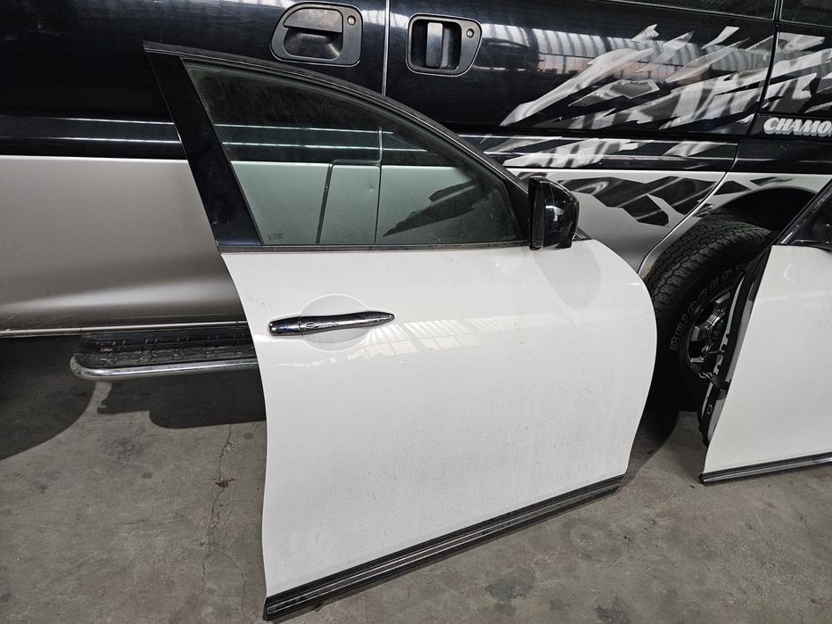 Врата/предна/задна за Infiniti Qx70s