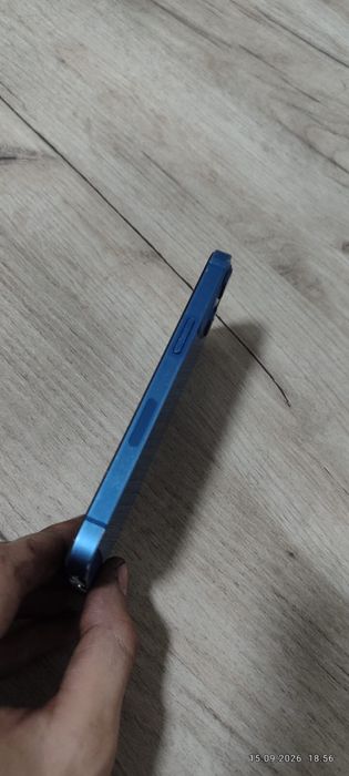 Продам Айфон 13 память 256 батарея 88