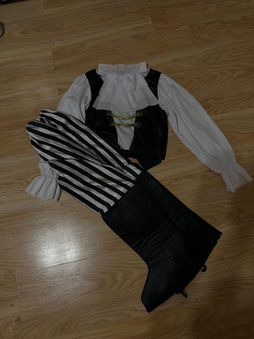 НГ/Костюмы СуперМэн, Гном, Пират