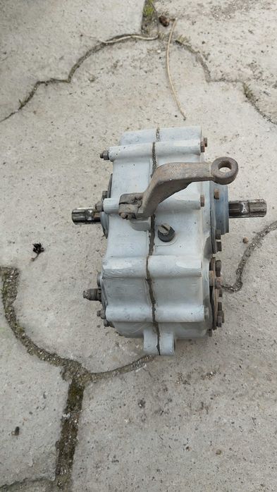 Редуктор на мотороллер муравей.