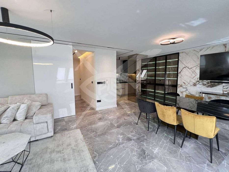 Дава се под наем Четиристаен апартамент в София, Белите брези - 203 кв.м за 2200 € - Снимка #12