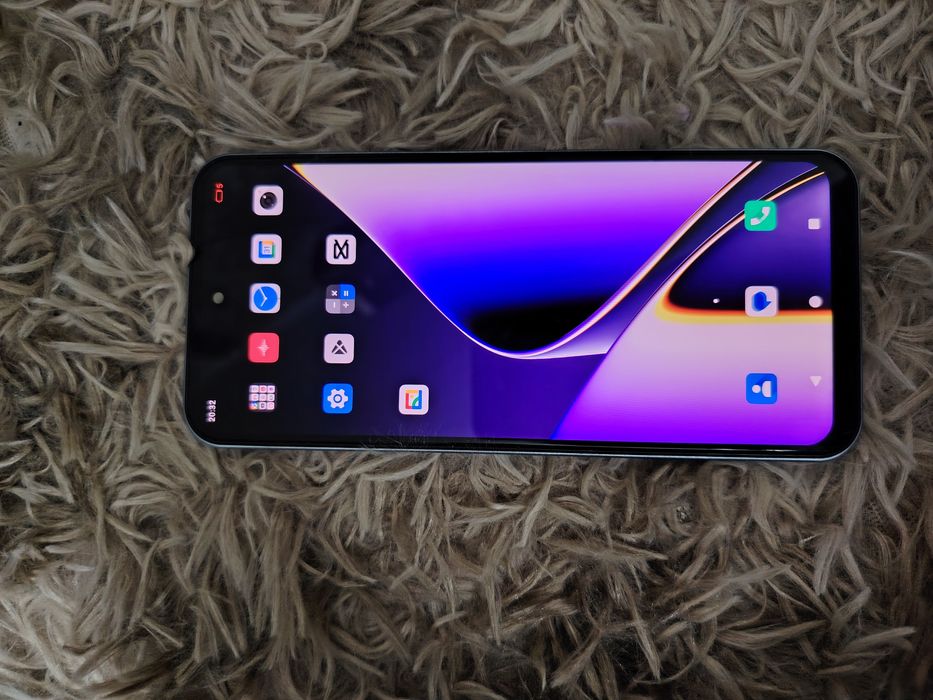 продаётся телефон